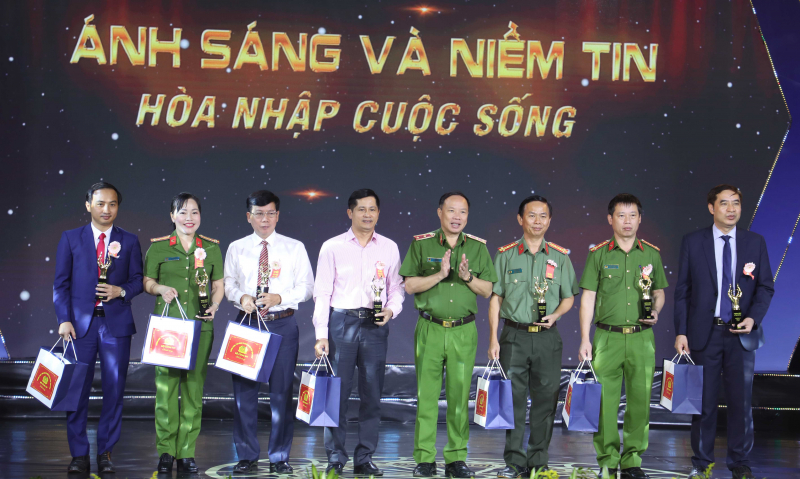 Tái hòa nhập cộng đồng có vai trò quan trọng trong phòng chống tội phạm, giữ gìn trật tự xã hội  -0