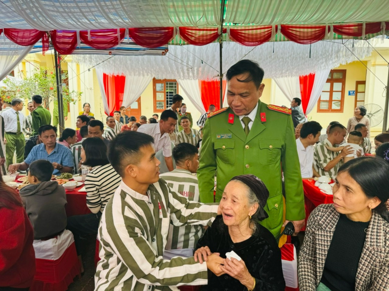 Ấm áp, nhân văn tại Hội nghị đại biểu gia đình phạm nhân -1