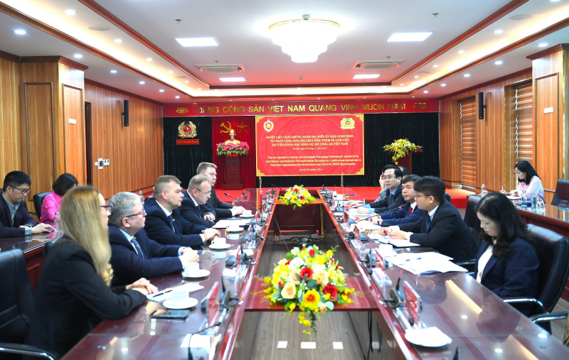 Hợp tác, chia sẻ kinh nghiệm giám định giữa Viện Khoa học hình sự và Ủy ban Giám định tư pháp Cộng hòa Belarus -0