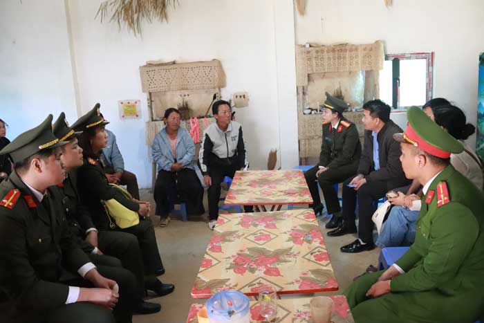 Hỗ trợ nhà trường và gia đình học sinh tử vong  trong vụ cháy trường bán trú tại huyện Sốp Cộp -0