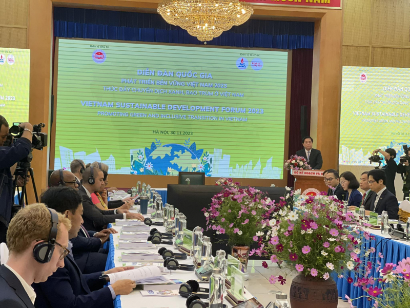 Thúc đẩy phát triển bền vững, chuyển dịch xanh -0