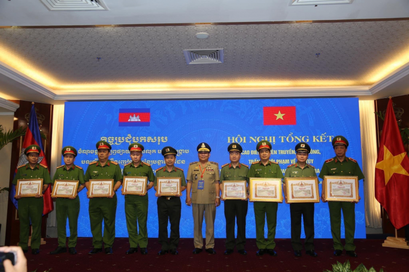 “Mạnh tay” với tội phạm ma tuý, ngăn ngừa phát sinh các loại tội phạm khác -0