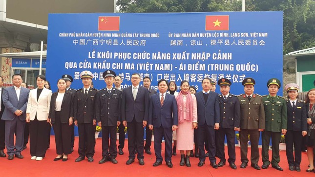 Khôi phục xuất nhập cảnh qua cửa khẩu Chi Ma - Ái Điểm -0