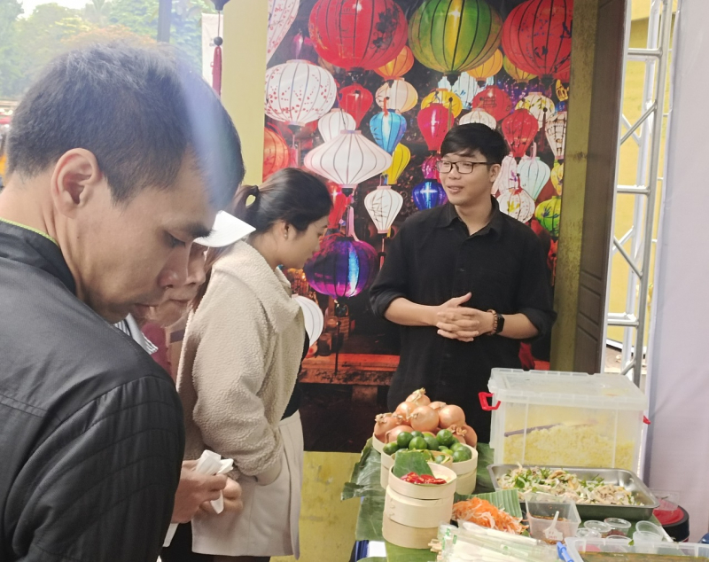 Lễ hội văn hóa ẩm thực Hà Nội hút khách -0