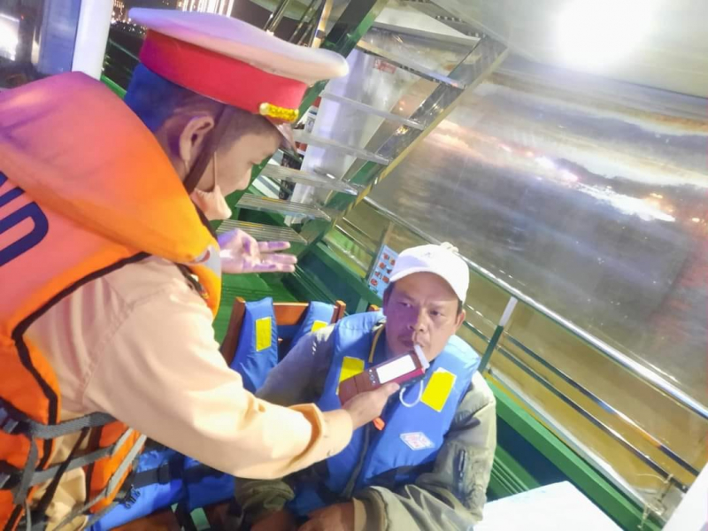 Đà Nẵng gỡ khó khăn, vướng mắc cho hoạt động du lịch -0