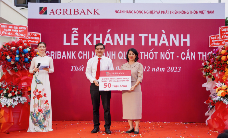 Agribank chi nhánh Thốt Nốt khánh thành, đưa vào hoạt động trụ sở mới -0