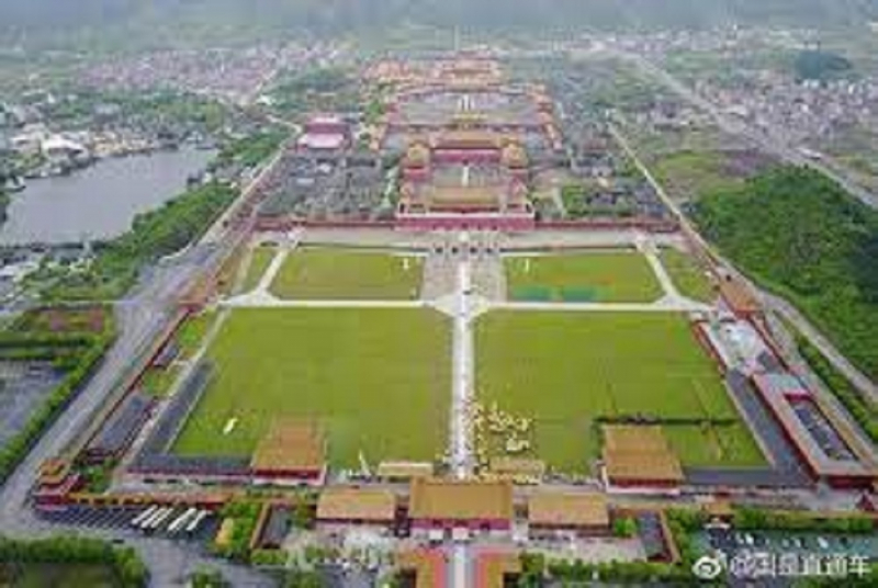 Phim trường lớn nhất hành tinh -0