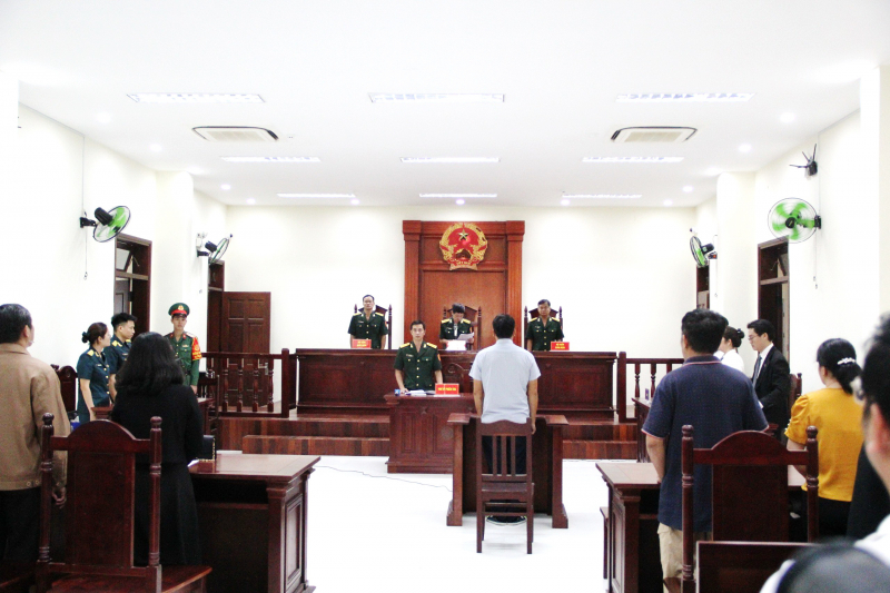 Cựu quân nhân lái xe ô tô tông chết nữ sinh ở Ninh Thuận lãnh án 14 tháng tù -0