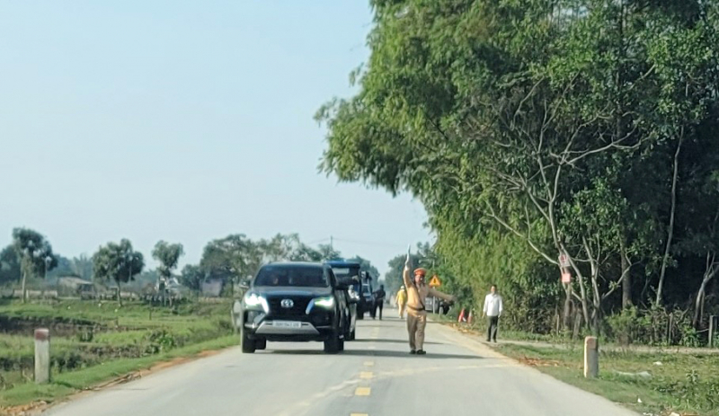 Huy động 2.000 cán bộ chiến sỹ chốt chặn truy bắt 2 phạm nhân trốn khỏi nơi giam giữ -0