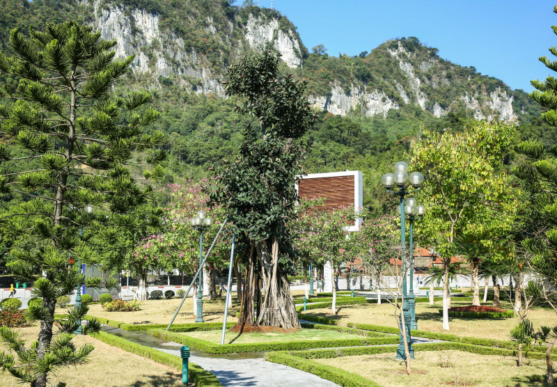 Cột mốc Hữu nghị mới ở biên giới Việt - Trung -0