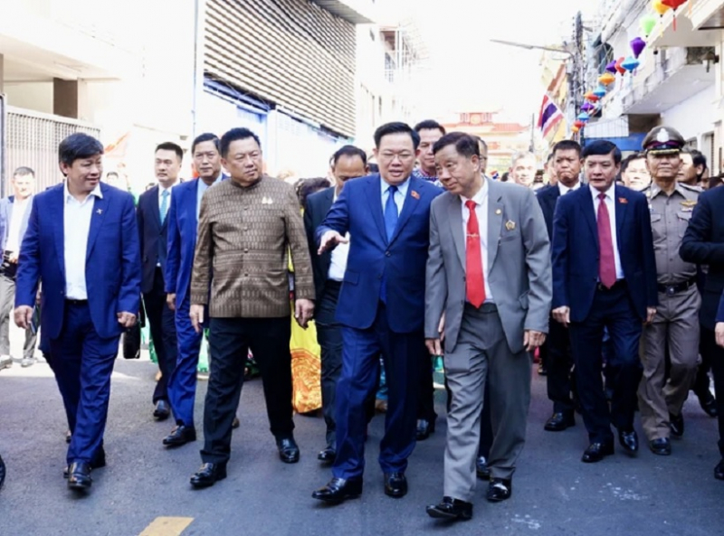 Chủ tịch Quốc hội khai trương Phố Việt Nam tại Udon Thani của Thái Lan -0