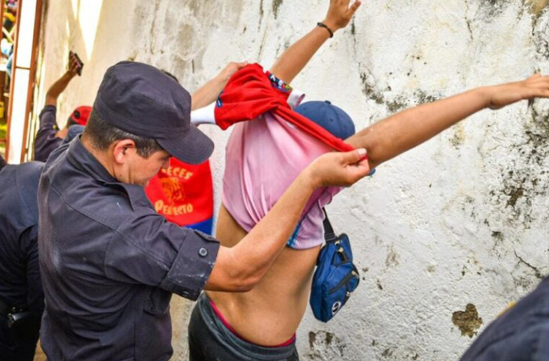 Người phụ nữ bỗng dưng trở thành khủng bố ! -0