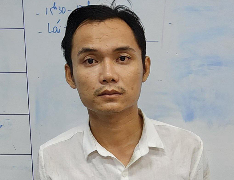 Trói người yêu qua mạng trong khách sạn rồi cướp sạch tài sản để trả nợ -0