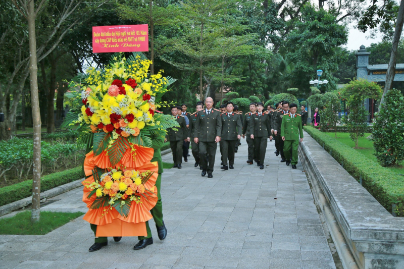 Tham quan mô hình Công an phường điển hình, kiểu mẫu về an ninh, trật tự và văn minh đô thị tại Nghệ An -0