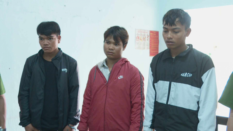 Dính án giết người vì đánh người nẹt pô xe máy gây ồn ào trong buôn -0