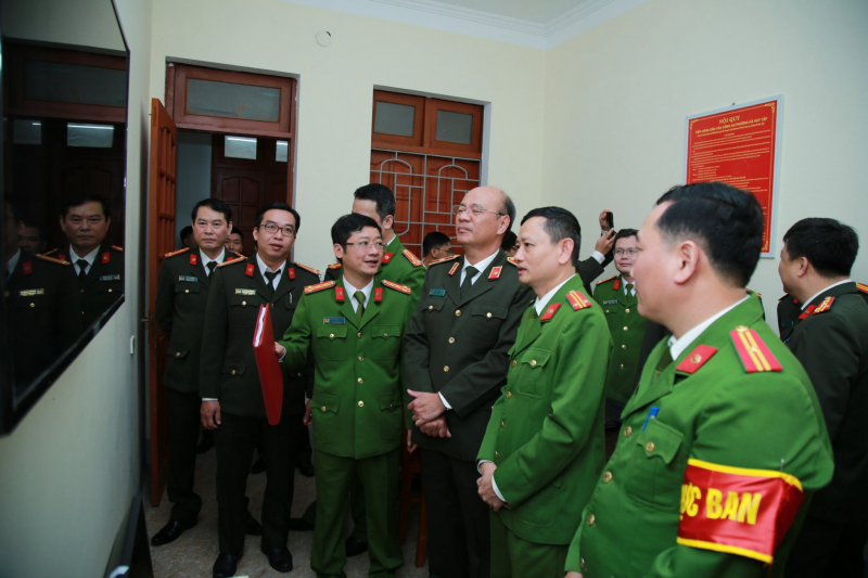 Tham quan mô hình Công an phường điển hình, kiểu mẫu về an ninh, trật tự và văn minh đô thị tại Nghệ An -0