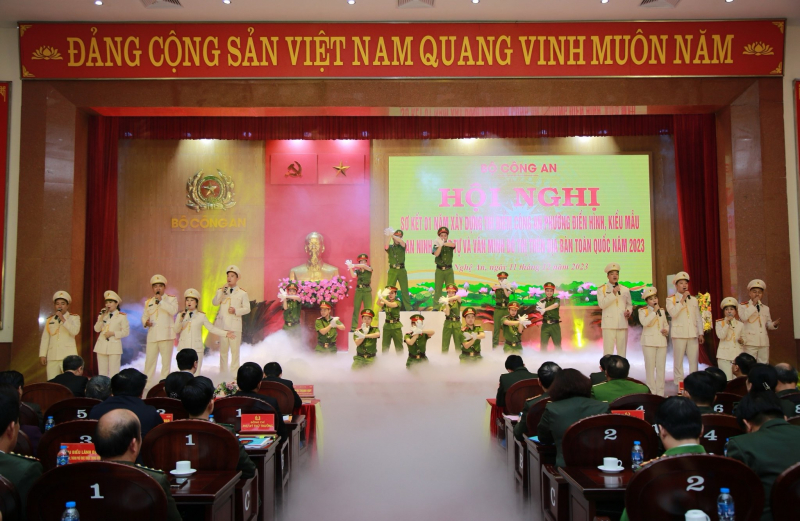 Hội nghị sơ kết 01 năm xây dựng Công an phường điển hình, kiểu mẫu về an ninh, trật tự và văn minh đô thị -0