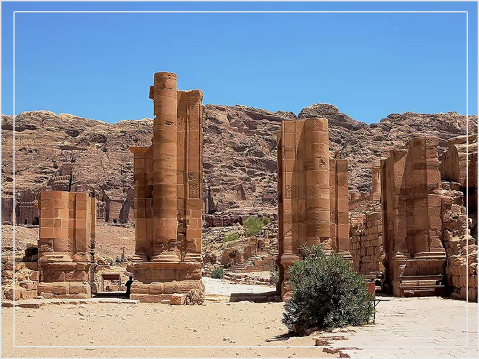 Bí mật thành phố cổ Petra bị bỏ hoang 500 năm