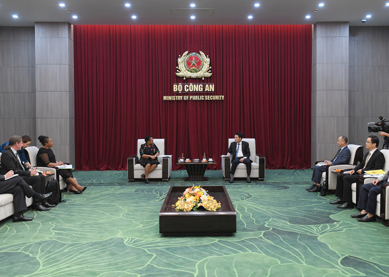 Đẩy mạnh hợp tác phòng, chống tội phạm về môi trường với Nam Phi -0