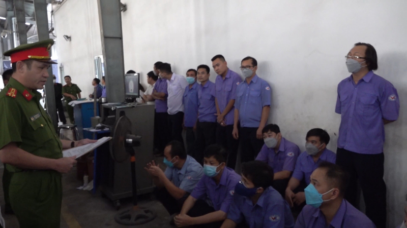 Giám đốc và nhân viên Trung tâm đăng kiểm 60-04D nhận hối lộ 1,8 tỷ đồng -0