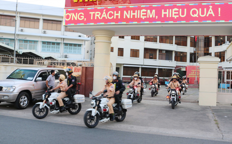Ra quân thực hiện cao điểm trấn áp tội phạm dịp Tết Nguyên đán Giáp Thìn 2024 -1