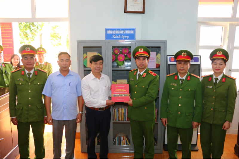 Trường Cao đẳng CSND I tổng kết hoạt động ra quân giúp đỡ nhân dân tại Hòa Bình -0