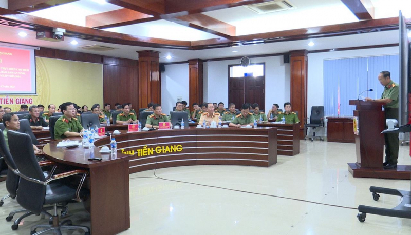 Đồng loạt ra quân thực hiện cao điểm tấn công, trấn áp tội phạm -0