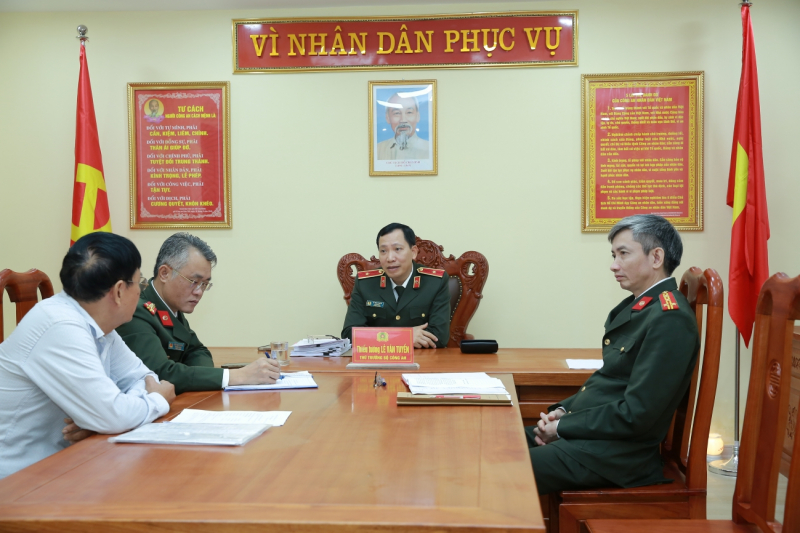 Lãnh đạo Bộ Công an tiếp công dân định kỳ tháng 12/2023 -0