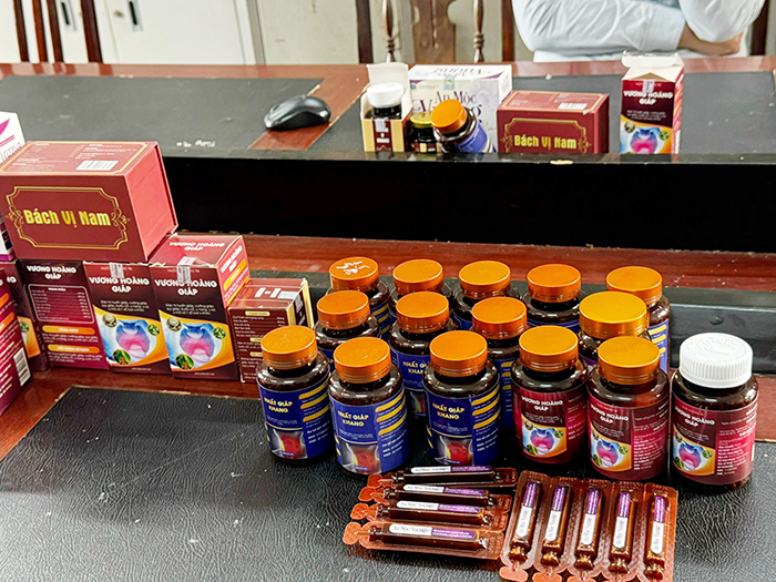 Lập công ty, giả danh bác sỹ, y tá lừa đảo hàng chục tỷ đồng -1