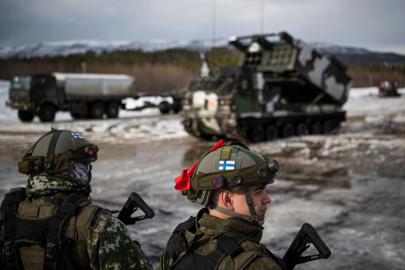 finland-border-russia-army.jpg -0
