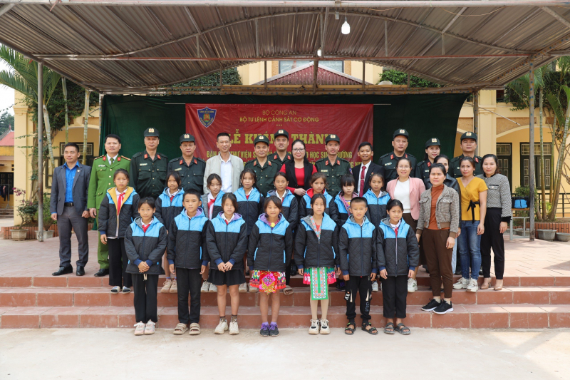 Bộ Tư lệnh CSCĐ dành nguồn lực 700 triệu đồng hỗ trợ xã vùng cao Leng Su Sìn -0