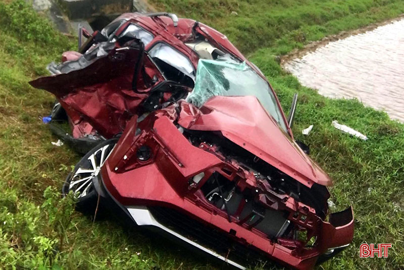 Tập trung điều tra, xử lý vụ TNGT trên đường ven biển huyện Kỳ Anh -1