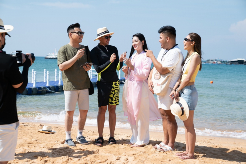 TikTok creators quốc tế mê Phú Quốc như “điếu đổ”  -0