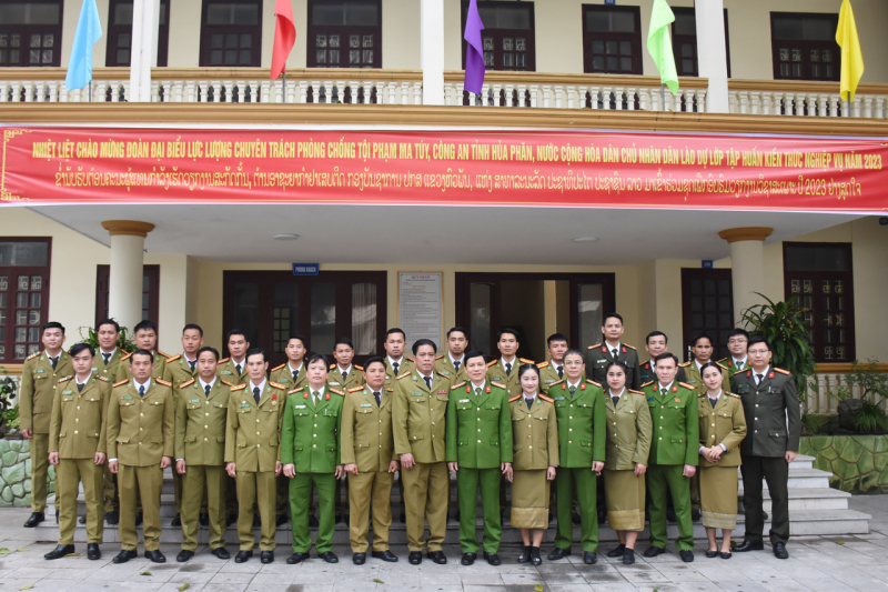 Tập huấn nghiệp vụ cho lực lượng chuyên trách phòng, chống ma túy Công an tỉnh Hủa Phăn (Lào) -0