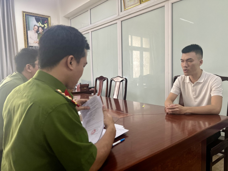 Lừa bán Macbook, IPhone, IPad… giá rẻ để chiếm đoạt gần 1,1 tỷ đồng -0