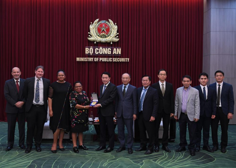 Vietnam, South Africa strengthen cooperation in preventing environmental crime -0