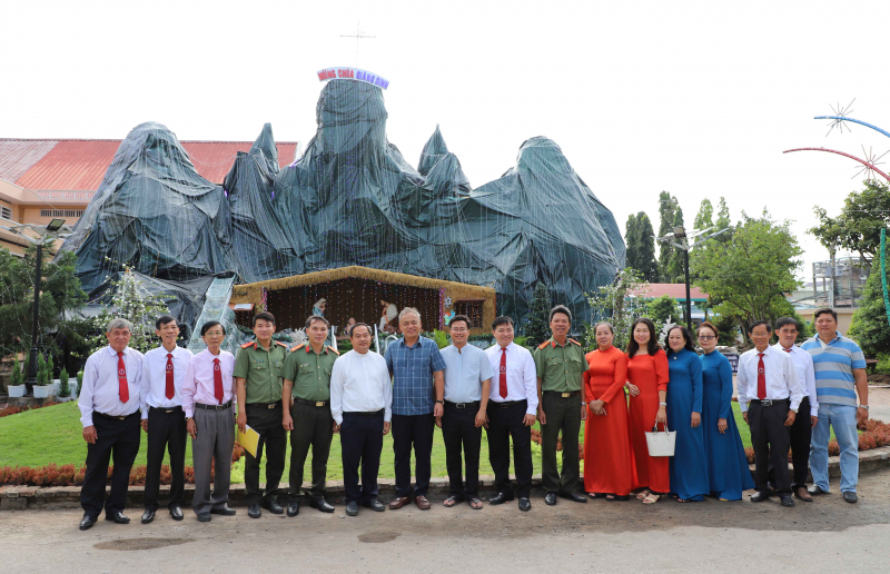 Thắt chặt mối quan hệ tốt đẹp giữa Công an với đồng bào Công giáo -2