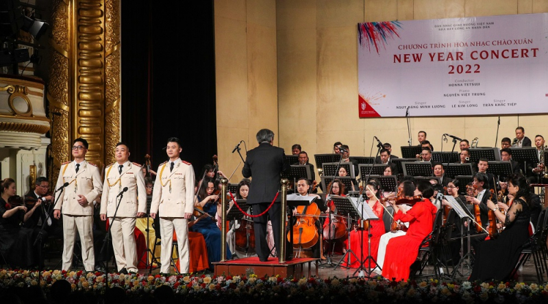 Hòa nhạc chào xuân năm 2024: Du xuân qua âm nhạc tại Nhà hát Hồ Gươm -0