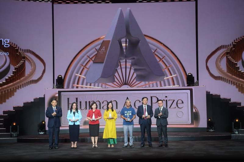 Dự án Kinh tế tuần hoàn nhựa của Unilever đạt giải thưởng Dự án bền vững tại Human Act Prize 2023 -0