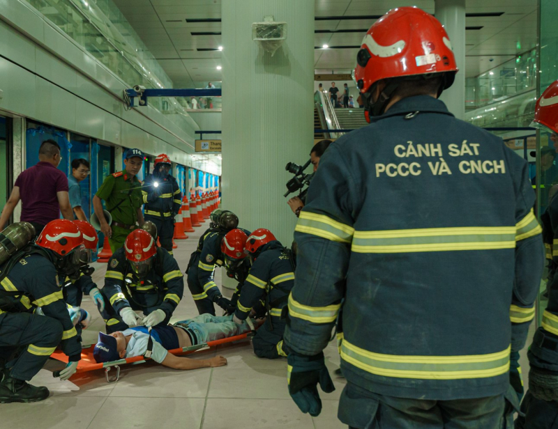 Hơn 5000 người diễn tập PCCC và CNCH khu vực nhà ga metro tuyến số 1 Bến Thành-Suối Tiên -3