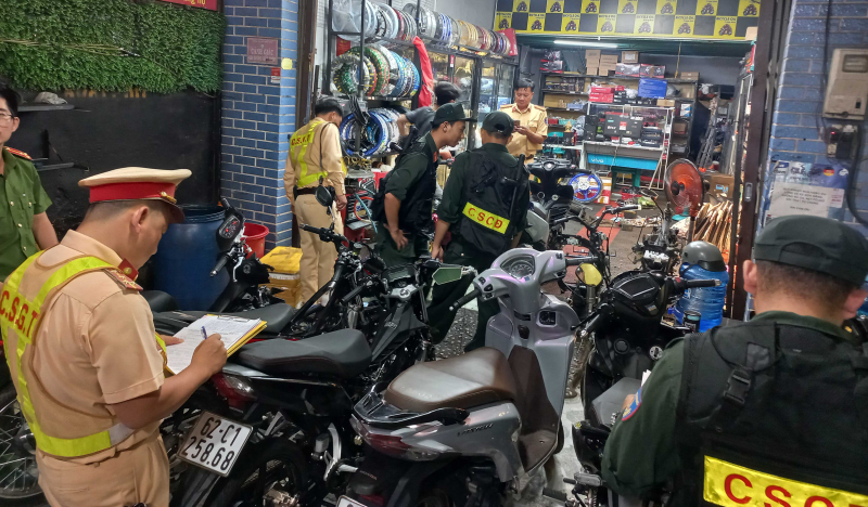 Tổ công tác đặc biệt liên tiếp phát hiện, xử lý các lò độ xe quy mô “khủng”  -0