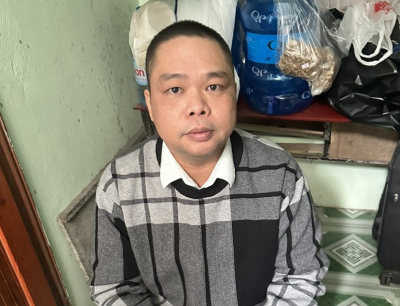 Gọi điện, kết bạn Zalo với các chủ cửa hàng tạp hoá, photocopy để lừa đảo 5 tỷ đồng -0