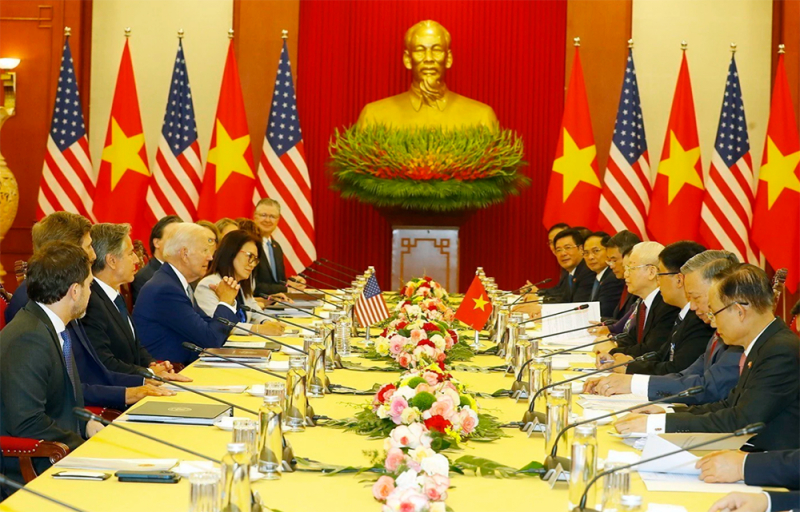 Chuyên gia: Việt Nam tiếp tục là điểm sáng trong bức tranh toàn cầu năm 2023 -0