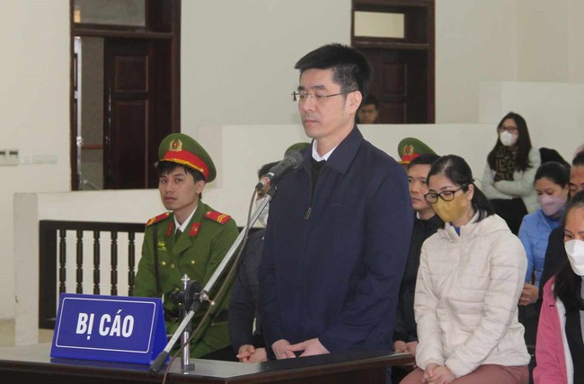 Những bị cáo nào trong vụ án “chuyển bay giải cứu” được đề nghị thoát án chung thân ? -0