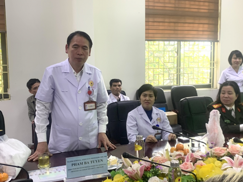 Trao đổi kinh nghiệm trong lĩnh vực điều trị bằng y học cổ truyền giữa Bệnh viện Y học cổ truyền Bộ Công an và Bệnh viện CIMEQ, Cuba. -0