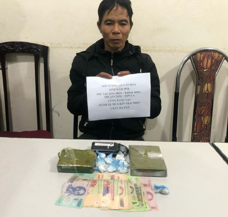 Hai trai bản rủ nhau đi bán ma túy -0