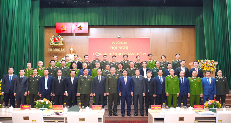 Đánh giá đầy đủ, sâu sắc, toàn diện kết quả công tác năm 2023, tạo tiền đề công tác năm 2024 -0