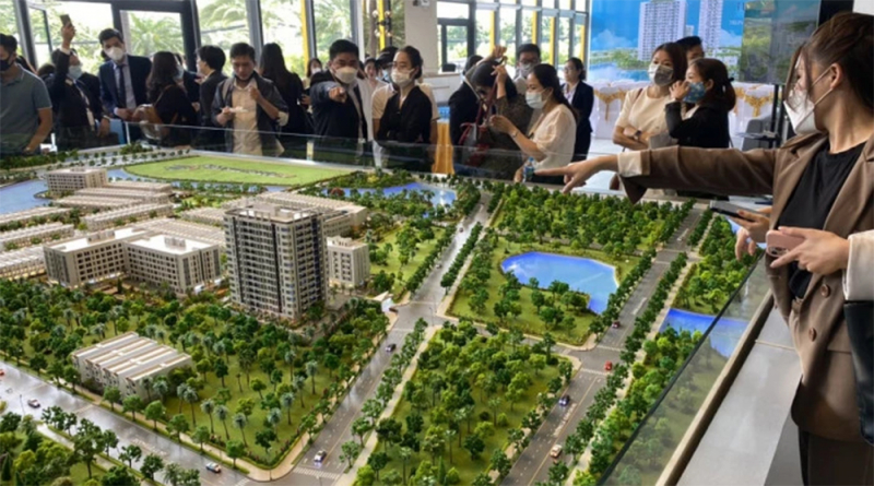 Giao dịch khó khăn, chủ đầu tư nhà ở vẫn “neo” giá cao -0