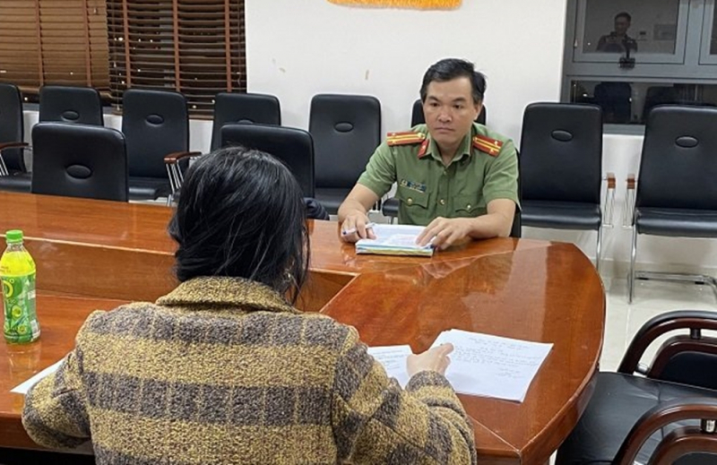 Đăng tải thông tin sai sự thật, một phụ nữ bị xử phạt 5 triệu đồng -0