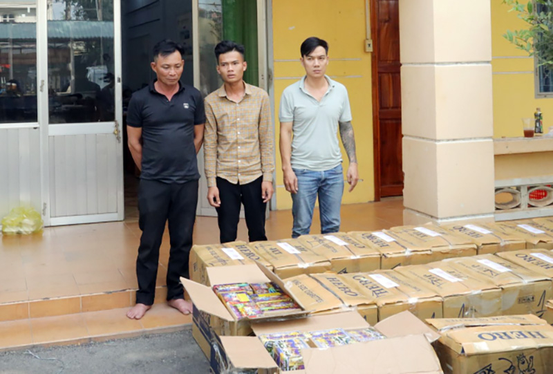 Nghệ An thành lập các tổ tuần tra, xử lý vi phạm về pháo -0